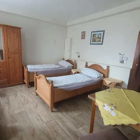 Apartmán Schoene Mit Gemuetlicher Terrasse *