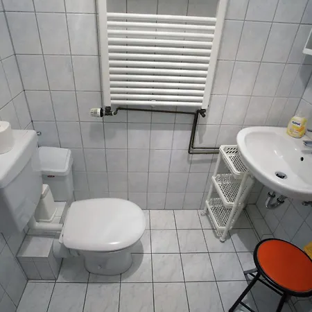 Schoene Mit Gemuetlicher Terrasse * Homberg (Schwalm-Eder)