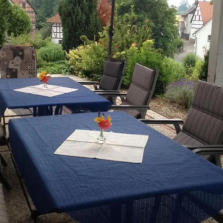 Schoene Mit Gemuetlicher Terrasse * Homberg (Schwalm-Eder)